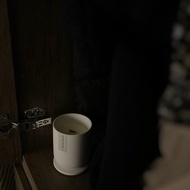 陶杯木芯蠟燭 No.27 Grandmas Old Closet 阿嬤的老舊衣櫃 皂花香