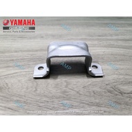 YAMAHA BRACKET 1 #676-44518-00 (E40J)
