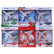 CHILDREN'S PLANE TOY - DIECAST PLANE TOY PLANE TOY DIECAST PLANE MINIATURE AIRBUS A380 PLANE maskai.
