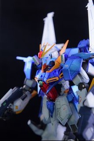 高達成品 RE 1/100 Lindwurm 白龍高達 + 燈 + 地台