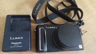 Panasonic Lumix DMC LX3 digital camera leica lens with battery and charger, strap, lens cap cover 連原
