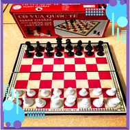 Magnetic international chess set