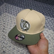 TWO TONE BOSTON CELTICS LOGO 9FIFTY A FRAME SNAPBACK CAP/HAT BY NEW ERA