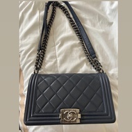 Chanel boy Navy Blue medium 25 cm seri 19 RHW Authentic 100%