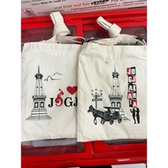 TYPICAL JOGJA BAG WITH MEN'S TOTEBAG MOTIF TYPICAL JOGJA SOUVENIRWanita