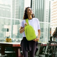 美國 TRAVELON | 輕便雙層斜背胸包(萊姆綠) | 側背包 肩背包