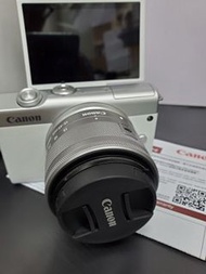 Canon m200 15-45mm box set