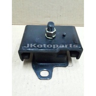 Isuzu TLD56 Engine Mounting Kiri