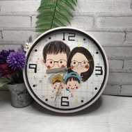幸福小四口 孩子成長紀念 × 手繪Q版時鐘 客製化禮物 居家擺飾