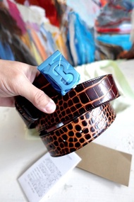 全新英國名牌Burberry棕色鱷魚紋小牛皮大LOGO皮帶西裝腰帶時尚