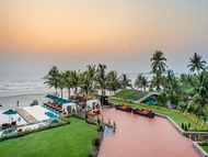 威桑游艇俱樂部度假村 (Ngwe Saung Yacht Club & Resort)
