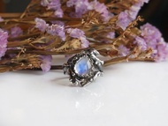 藍暈月光石 純銀樹枝藤 手工戒指