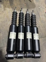 Volvo XC90 03-14 後水平避震器 30683451