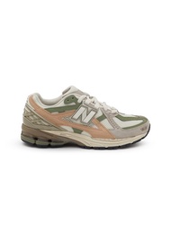 NEW BALANCE 1906R LOW TOP WOMEN'S SNEAKERS