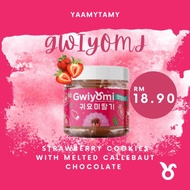 [ READYSTOCK ] GWIYOMI Strawberry Cookies With Dried Strawberry & Callebaut Chocolate