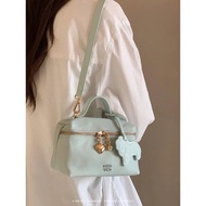 [AVAILABLE] Beautiful bag with genuine Chio2nd charm - CD138