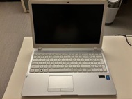Samsung 15.6" 手提電腦 i5-5200, 8G Ram, 585GB儲存, NVIDA GeForce 940M 2GB顯示卡