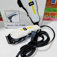 KEMEI แบตตาเลี่ยน ปัตตาเลี่ยน ระดับมืออาชีพ รุ่น KM-8821 Hair clipper