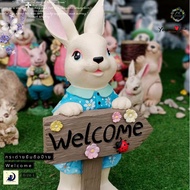 กระต่ายยืนถือป้าย Welcome ขนาด L สำหรับตกแต่งบ้านและสวน