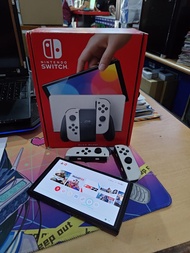 NINTENDO SWITCH OLED OFW ORIGINAL SECOND LIKE NEW