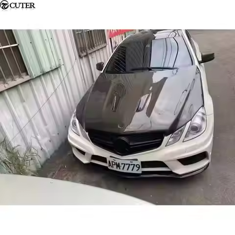 W207 Coupe Carbon Fiber Front Engine Hood Cover Bonnet for Mercedes Benz W207 C207 E260 E350 Car Sty