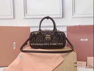 Miu Miu Matelassé 小羊皮波士頓包 深啡色 全新正品 大折扣