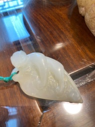 玉石雕刻猴子吊墜