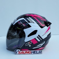 SPESIAL SALE. OTOMOTIF AKSESORIS. HELM GM FIGHTER MOTIF 911 WHITE / PINK