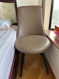 書枱櫈