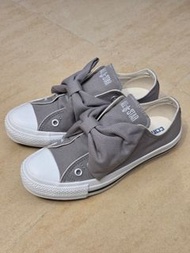Converse 灰色蝴蝶結帆布鞋US4.5