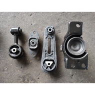 Nissan Grand Livina 1.6 1.8 Engine Mounting