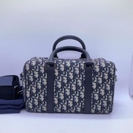 Dior Dior迪奧 Lingot26波士頓老花手提單肩包，男女同款 上身超級帥氣，尺寸26x16×14.5cm，五金邊角有輕微磨損