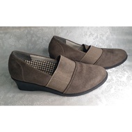 HAWKINS [JAPAN BRAND] Close Toe Wedge Grey Suede Shoes Womens [USED]