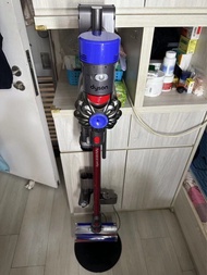Dyson V8 Slim Fluffy 無線吸塵機