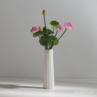 Nordic Modern White Ceramic Small Vase Hydroponic Green Dried Flower Container Desktop Office Living