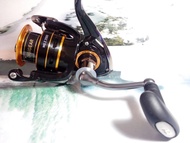 Reel Daiwa mg z 2500 made in vietnam