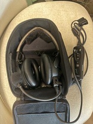 Bose a20 航空耳機連收納盒