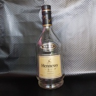 botol bekas miras, botol Hennessy vsop