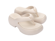 MELISSA FREE FUZZY PLATFORM AD รุ่น 35875 รองเท้าแตะ