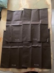 日本名古屋T I A D飯店 咖啡色不織布束口收納袋4個