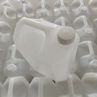 5 Liter Empty Gallon 2nd Hand Wash And Clean. (Used To Put On Takoyaki Sauce)