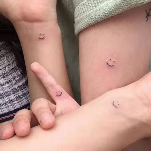 1 Sheet Simple Smiley Tattoo Sticker Finger Temporary Tattoo