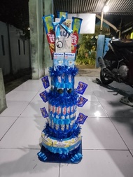 buket/ snack tower snack 3 susun / tower snack 3 tingkat / snack tower  ulang tahun / snack tower wi