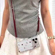 1 ชิ้น เคสโทรศัพท์ลายจุดสีสันสดใส สีแดงเบอร์กันดี หน้ายิ้ม แบบแบนใส พร้อมรูแขวนสี่มุม แขวนแนวตั้ง/แน