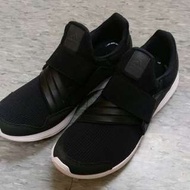 Adidas slip on m(w)平民版 繃帶鞋