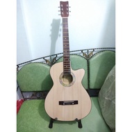 Chrome Acoustic Guitar Gibson Brandnatural for Beginners