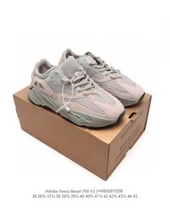 Adidas Yeezy 700 V2 3M Men's and women's jogging shoes  EU Size：36 36⅔ 37⅓ 38 38⅔ 39⅓ 40 40⅔ 41⅓ 42 