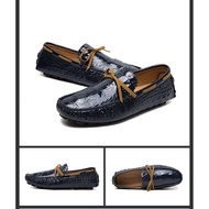 2025 Men's Cow Leather Casual Loafers Driving Boat Shoes Slip-On Men Loafers leather shoes for men G