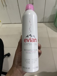 Evianสเปรย์น้ำแร่ ขนาด 300 ml.