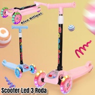 Scooter / SCOOTER Children 3 Wheel LED Folding Lights